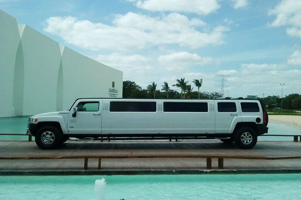 cancun airport transfer limo