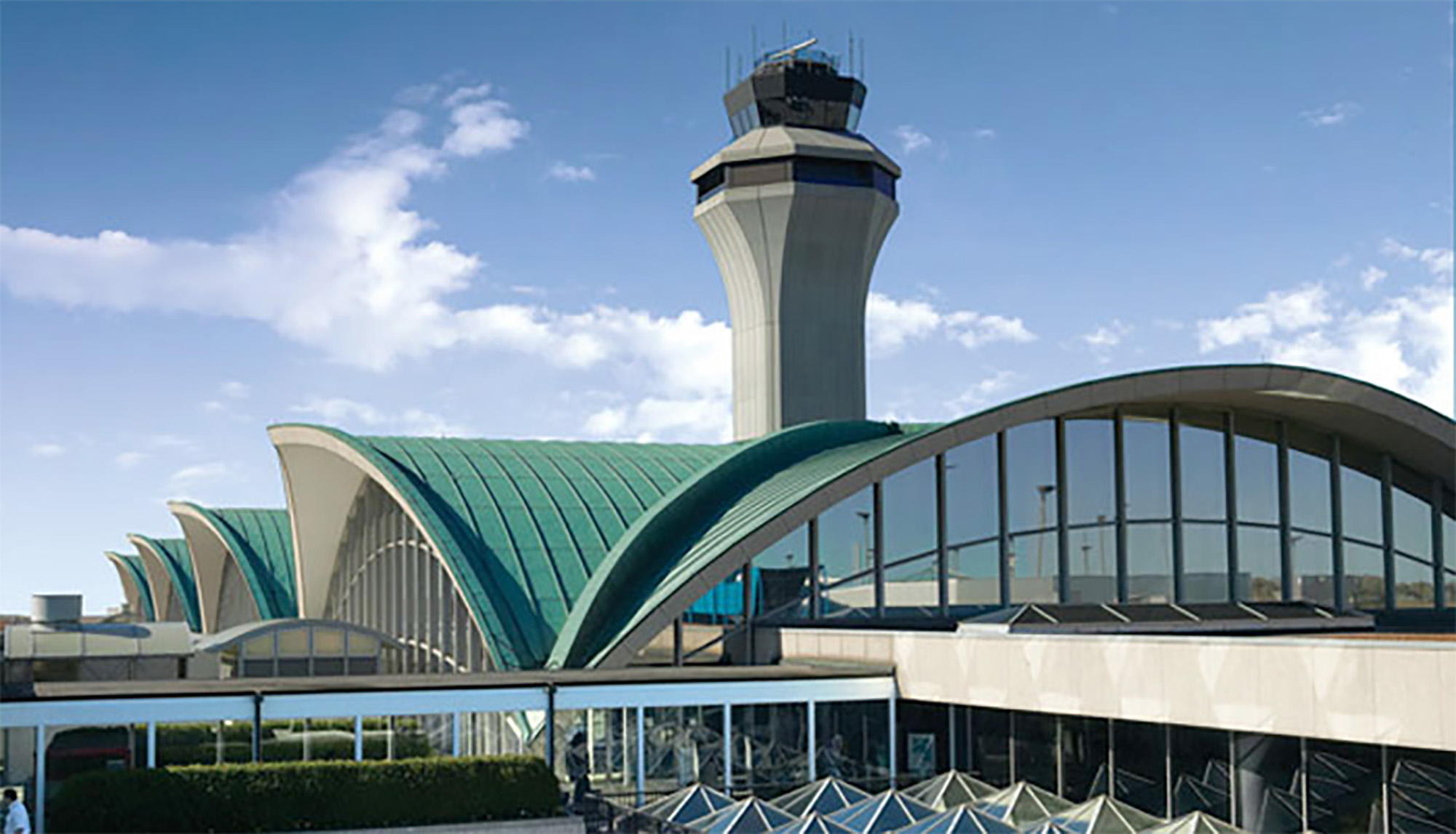St. Louis Lambert International Airport Guide