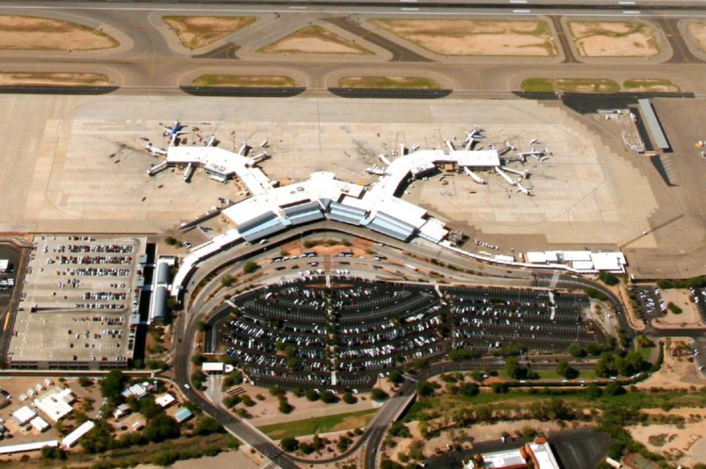 Tucson International Airport - Cancun Airport