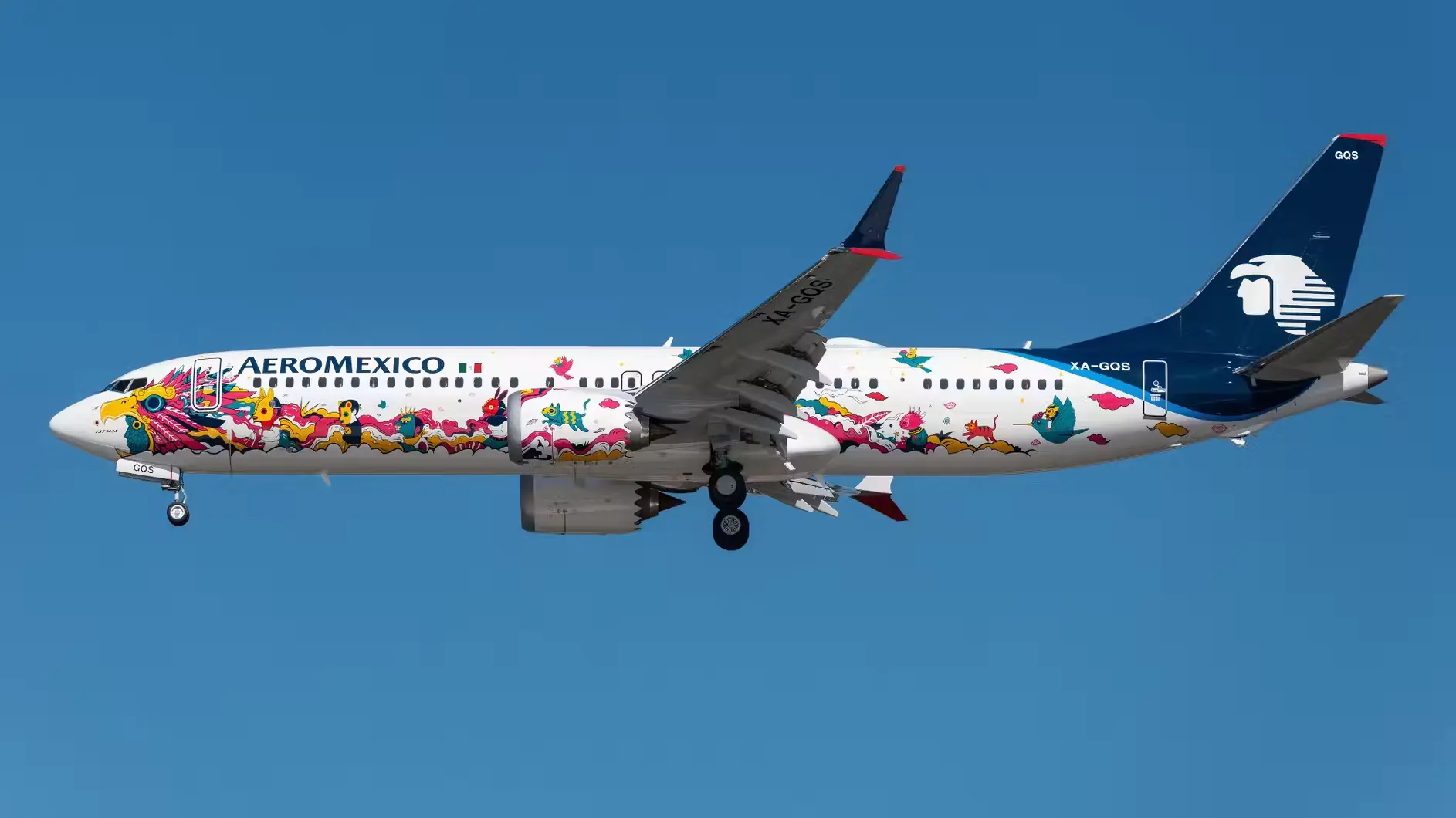 Aeromexico Boeing 737 Aircraft, Kukulkan designed for its 90th anniversary